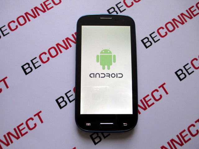Китайская копия Samsung Galaxy S3 (W3000)